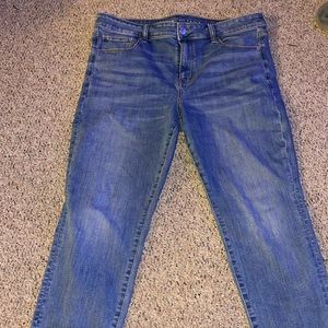 Blue American Eagle skinny jeans